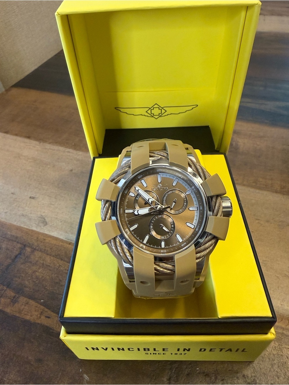 Invicta Bolt Sport Men's 50mm Quartz Multifunction 100m Cable Design on Bezel - Picture 1 of 2